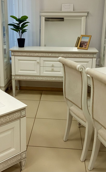 Бристоль Белый